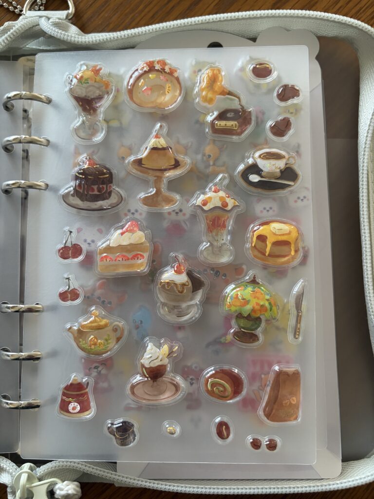 シール帳,シール,シール収納,シールバインダー,シールリフィル,シール収納術,シール保管,シールコレクション,ステッカー,シール手帳